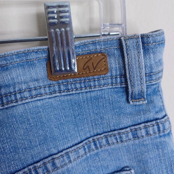 Gloria Vanderbilt "Amanda" Jean, Size 12 Petite. - Picture 10 of 13